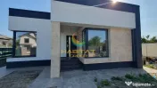 Casă cubistă parter, travertin, tencuială San Marco, 3 băi, teren 454mp