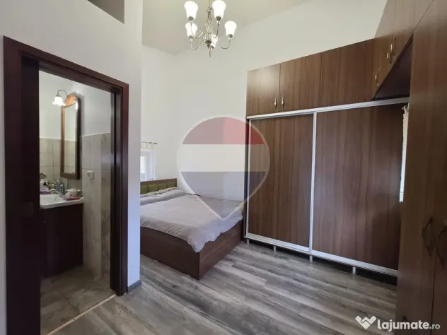 Casă / Vilă cu 3 camere de vânzare în zona Andrei Muresanu - Ploiesti (Prahova)