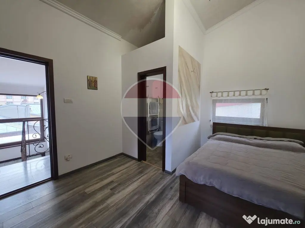 Casă / Vilă cu 3 camere de vânzare în zona Andrei Muresanu - Ploiesti (Prahova)
