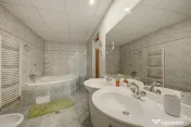 Casă individuală | Parcări | Grădină | Saună | Str. C? 