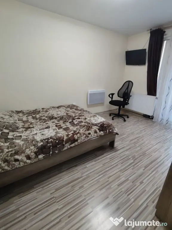 Vanzare Apartament 2 camere decomandat, 53 mp, Porii - Floresti (Cluj)