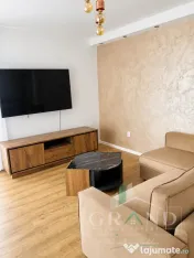 ACASĂ LA MARGINEA PĂDURII | 3 Camere | BALCON | Donath Par 