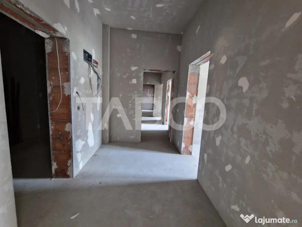 Apartament decomandat 3 camere 85 mpu 2 balcoane 2 bai Rahov - Sibiu (Sibiu)