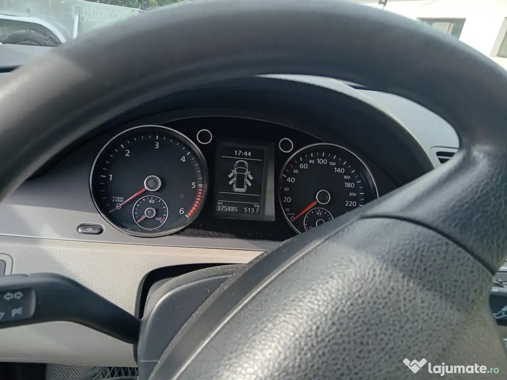 VOLKSWAGEN Passat 2010 — imagine 13