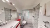 Apartament 3 camere , 2 bai, 2 balcoane, etj 1 -zona Astra/Brasov 