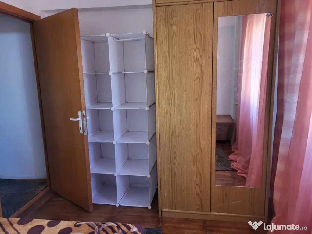 INCHIRIERE APARTAMENT 3 CAMERE ZONA 1 MAI - Craiova (Dolj)