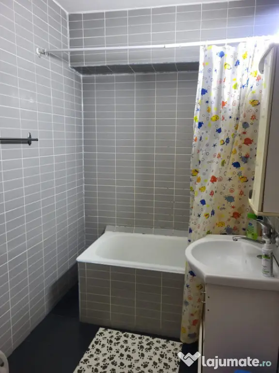 INCHIRIERE APARTAMENT 3 CAMERE ZONA 1 MAI - Craiova (Dolj)