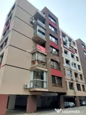 3 camere - 83 mp - Parcare + Boxă - Cartierul Solar