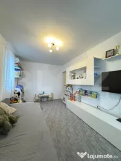 Apartament decomandat, 2 camere, 58mp, balcon, renovat, zona 