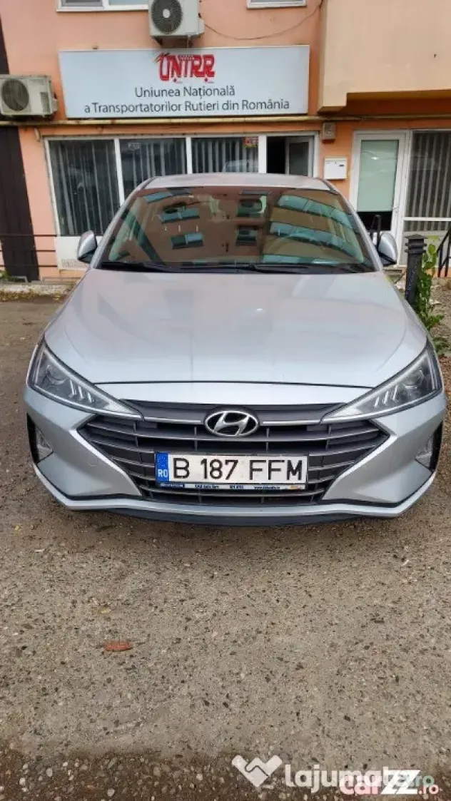 Hyundai Elantra Unic proprietar - Iasi (Iasi)