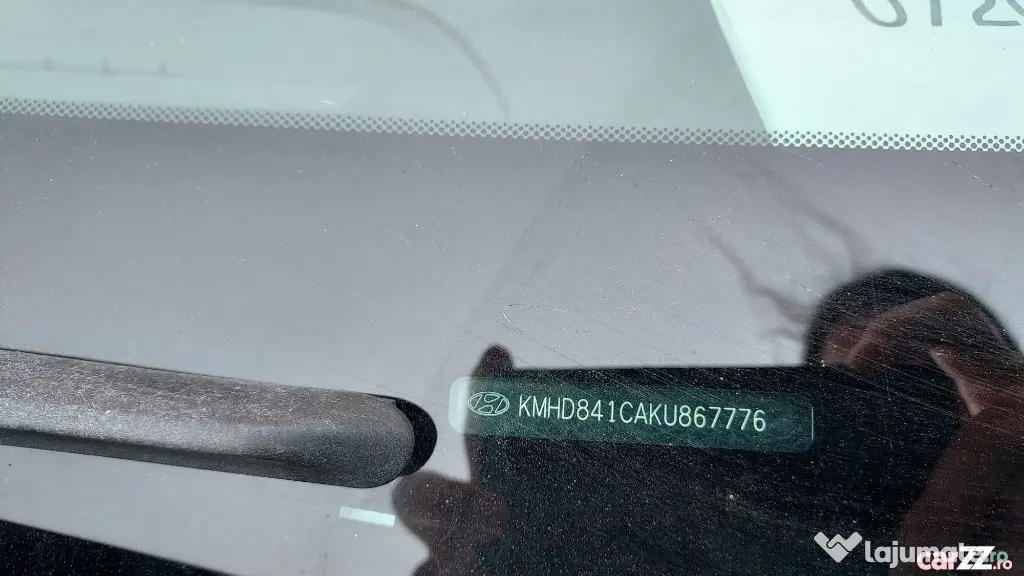 Hyundai Elantra Unic proprietar - Iasi (Iasi)