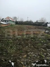 Casă în construcție pe structură metalică, cu proiect