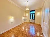 De vânzare apartament cu 3 camere, în centrul Aradului