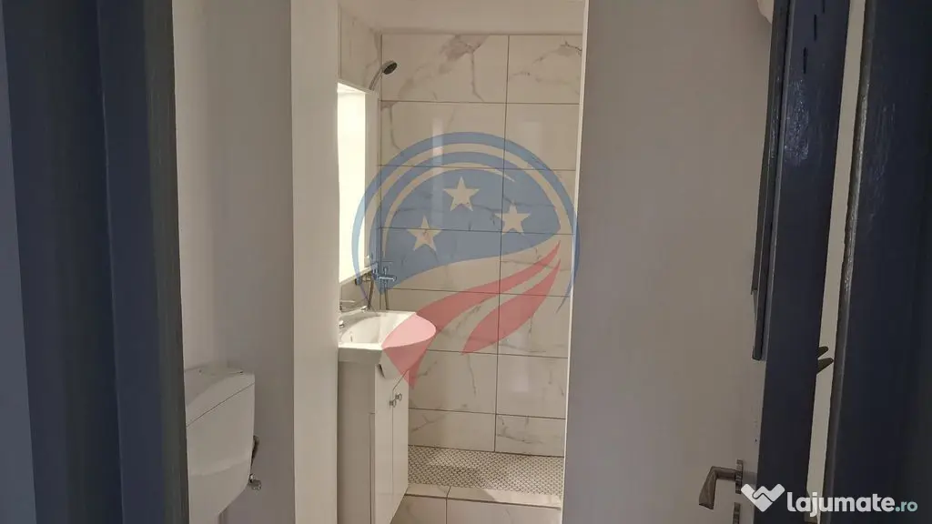 Apartament 4 camere, decomandat, etaj 3, zona Ramada - Craiova (Dolj)