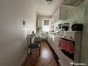 Apartament decomandat de inchiriat intr-o zona linistita din 