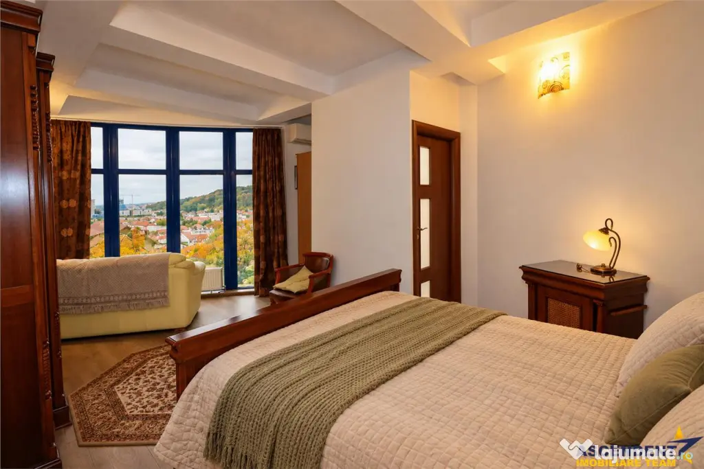 Apartament in vila, panorama spectaculoasa asupra Brasovului - Brasov (Brasov)