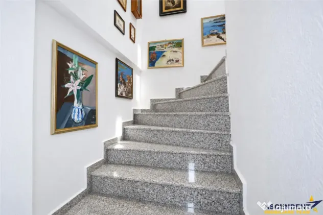 Apartament in vila, panorama spectaculoasa asupra Brasovului - Brasov (Brasov)