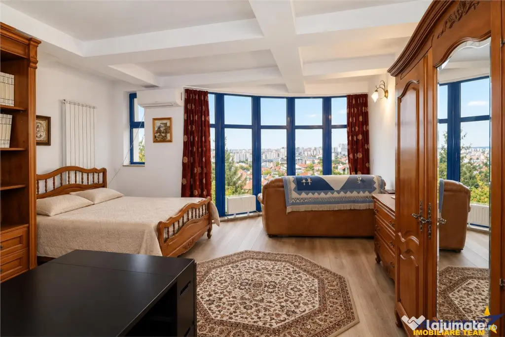Apartament in vila, panorama spectaculoasa asupra Brasovului - Brasov (Brasov)