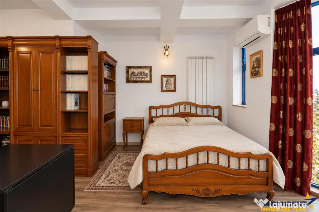 Apartament in vila, panorama spectaculoasa asupra Brasovului - Brasov (Brasov)