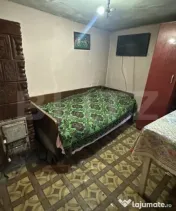 Casă la țară cu grădină generoasă în Pişchinți, la 