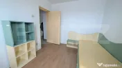 Apartament 4 camere decomandat, 2 băi, 2 balcoane, zona Rep 