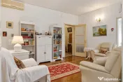 Apartament cu 4 camere | Imobil interbelic | Calea Victoriei 