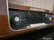 Aparat de radio clasic pe lămpi, Stassfurt 600 