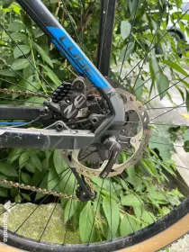 Bicicleta cube custom
