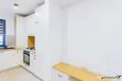 Apartament pe 60 mp utili balcon, parcare, Transilvania Re
