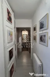 Comision 0%! Apartament cu 4 camere, et 3, Blvd. Dacia, Hunedoara 