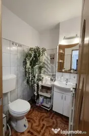 Comision 0%! Apartament cu 4 camere, et 3, Blvd. Dacia, Hunedoara 