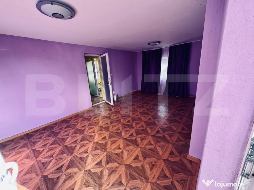 De vânzare o proprietate cu teren generos în satul Ghineș - Salcioara (Dambovita)