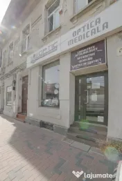 Hala Traian*Spatiu Comercial*Vitrina*Acces Direct