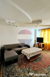 Apartament cu 3 camere de închiriat în zona Precista 
