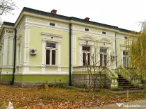 Cladire cu suprafata de 430mp Piata Mare