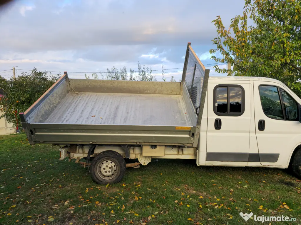 Vand Peugeot Boxer Basculabila in 3 parti