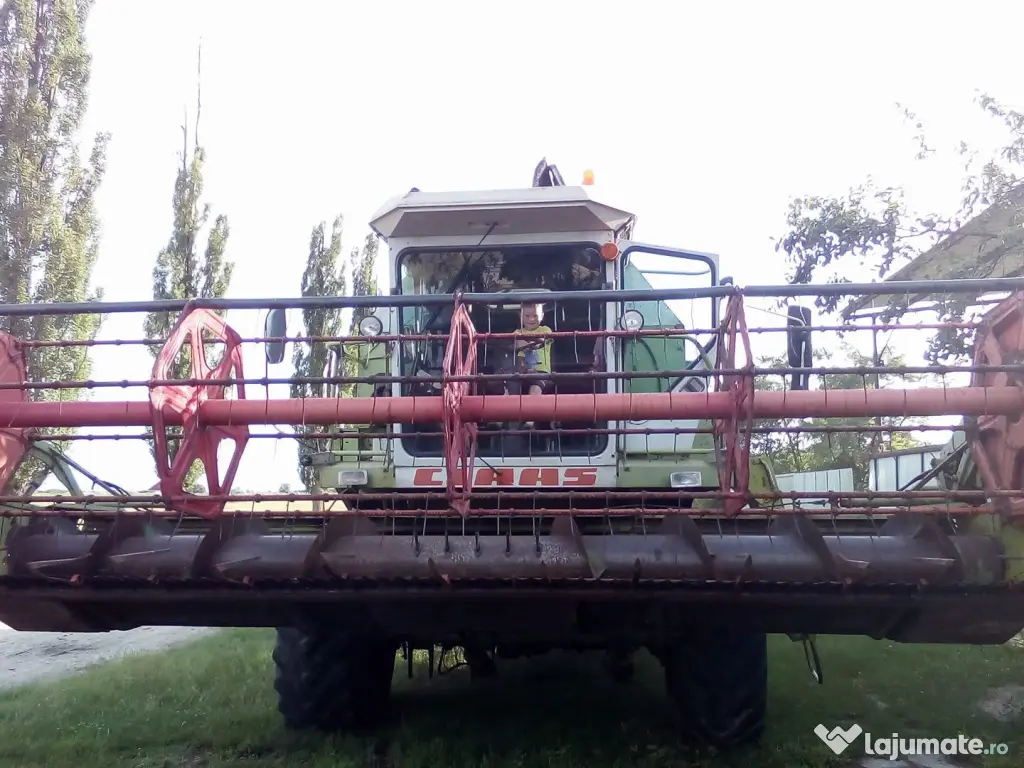 Vând Combină Claas Dominator 106