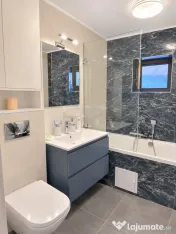 4 camere, bloc 1987, etaj 3/4, în zona Aviației 