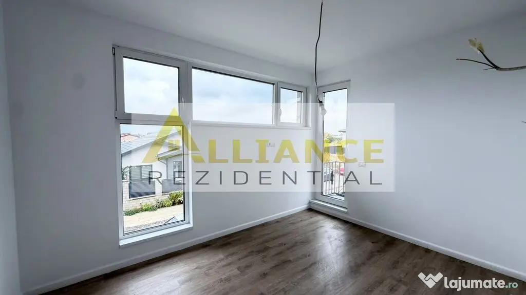 Duplex de vanzare - 4 camere -3 bai-700 M de STV - Berceni (Bucuresti-Ilfov)