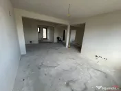 Casa P M de in sat. Garoafa 
