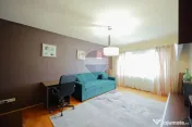 De vânzare apartament cu 3 camere, în zona Decebal 