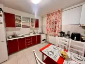 Apartament 3 camere, decomandat, 65 mp utili , etaj 2/4 -Gir 