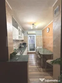 Apartament cu 3 camere - 63 mp - Zona Lipovei 