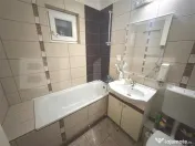Apartament cu 3 camere - 63 mp - Zona Lipovei