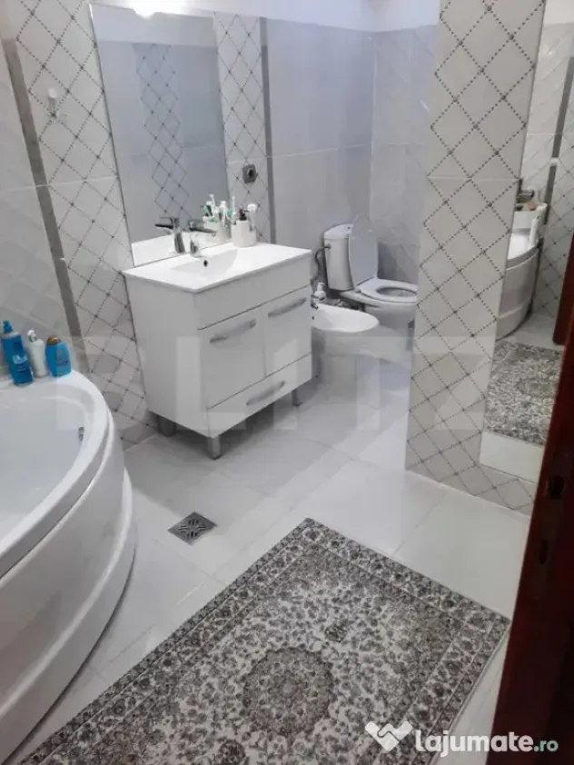 Casă elegantă într-o zonă exclusivistă! - Livezeni (Mures)
