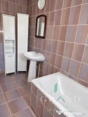Casa individuală de închiriat | 3 camere | Curte | Terasă 
