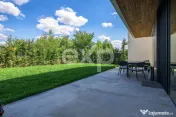 Vila de inchiriat- 6 camere- piscina - pompe de caldura