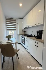 COSMOPOLIS - Apartament Tip studio simplu mobilat si utilat.