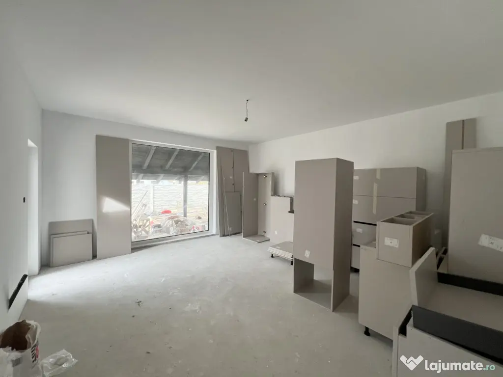 Duplex, 4 camere, 98 mp utili, 312 teren, panouri fotovoltai - Giroc (Timis)