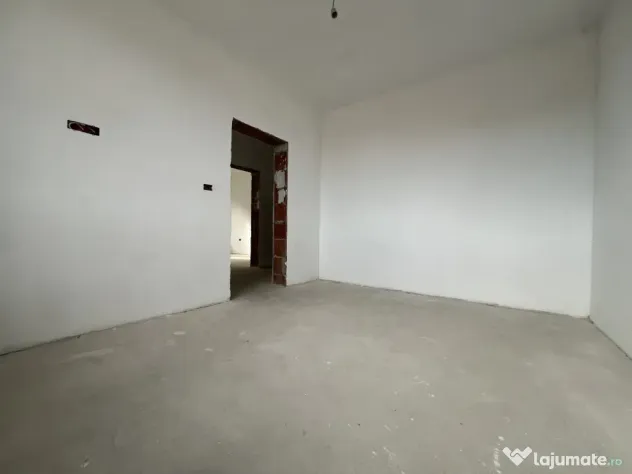 Duplex, 4 camere, 98 mp utili, 312 teren, panouri fotovoltai - Giroc (Timis)
